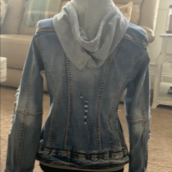 Denim jacket - Picture 3 of 6